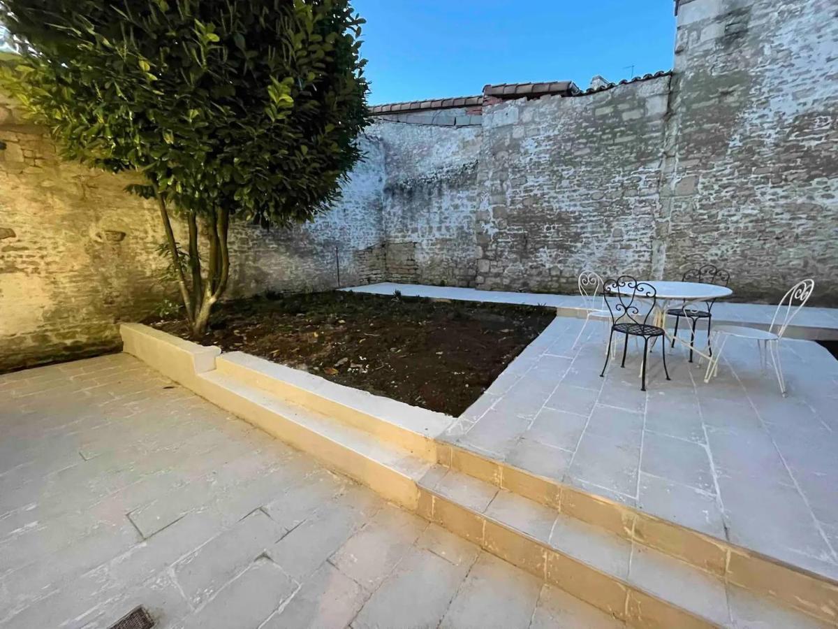 Le Jardin Niortais - Hyper centre, Jardin privé, WIFI haut-débit Exterior foto